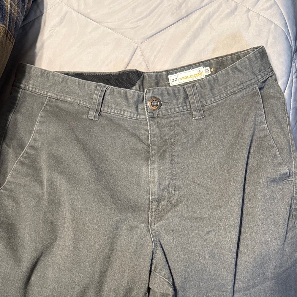 Volcom Slate Gray Chino shorts